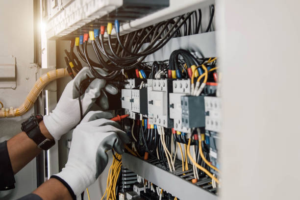 Best Residential Electrician Services  in Deephaven, MN